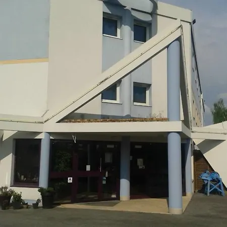 Crystal 酒店